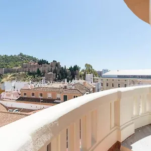 https://catedral-malaga-centro-tico-penthouse.es-andalucia.com
