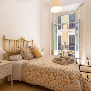 https://apartamento-molina-lario-catedral.es-andalucia.com