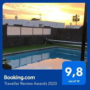 https://villa-altamosa.in-canary-islands.com