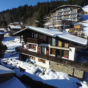 https://six-deniers.hotels-rhonealpes.com